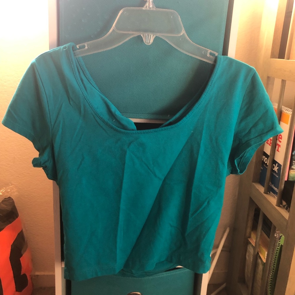 Forever 21 teal crop top